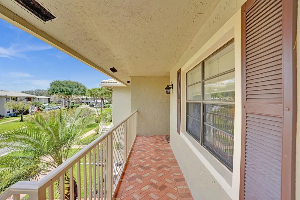 19 STRATFORD DRIVE E #Unit F Boynton Beach, FL 33436
