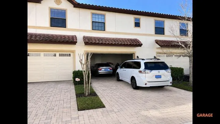 9999 EAGLE CREEK CENTER BOULEVARD Orlando, FL 32832