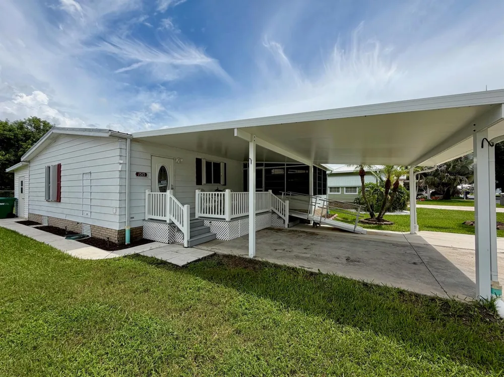 1515 SW 35TH CIRCLE Okeechobee, FL 34974