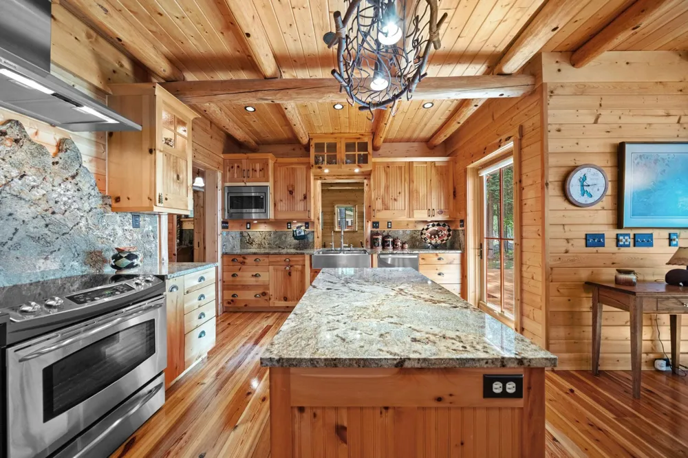 8739 Skegemog Point Road Whitewater Township, MI 49690