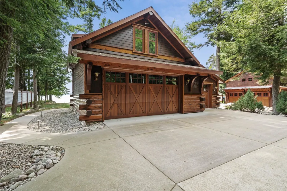 8739 Skegemog Point Road Whitewater Township, MI 49690