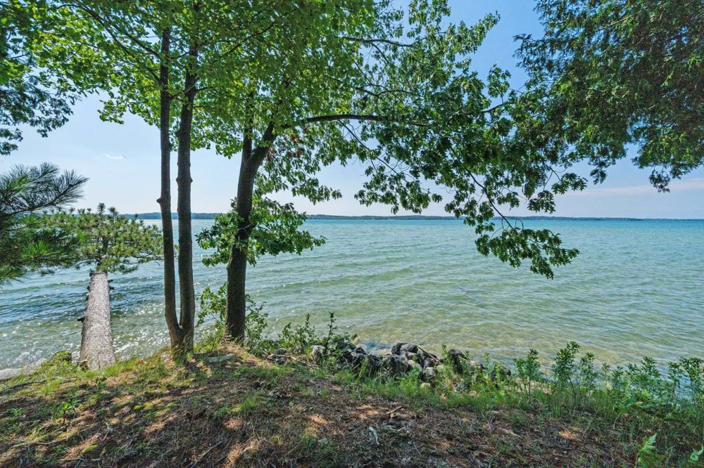 8739 Skegemog Point Road Whitewater Township, MI 49690