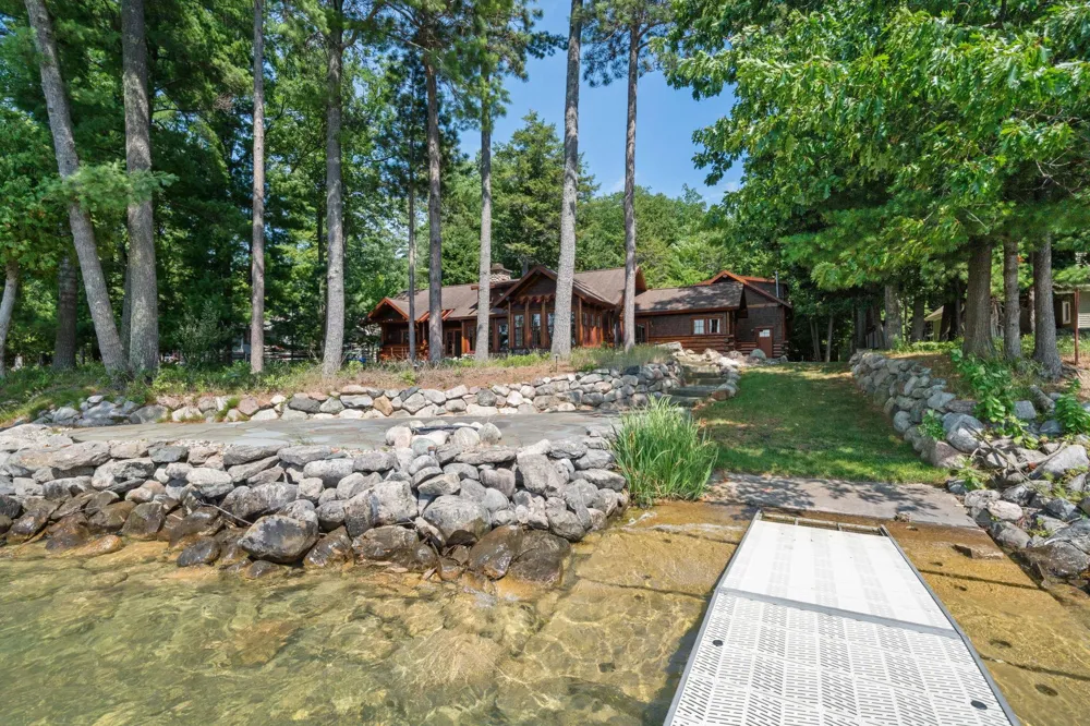 8739 Skegemog Point Road Whitewater Township, MI 49690