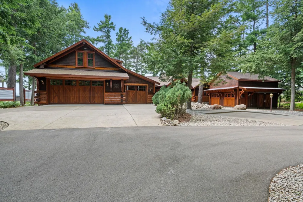 8739 Skegemog Point Road Whitewater Township, MI 49690