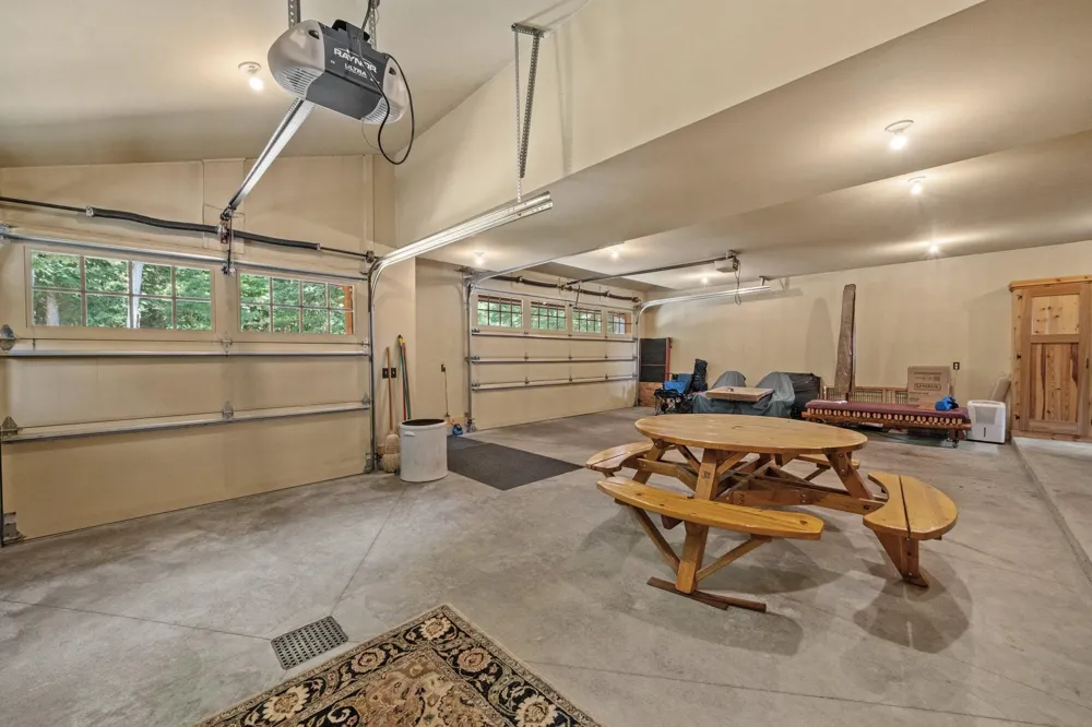 8739 Skegemog Point Road Whitewater Township, MI 49690