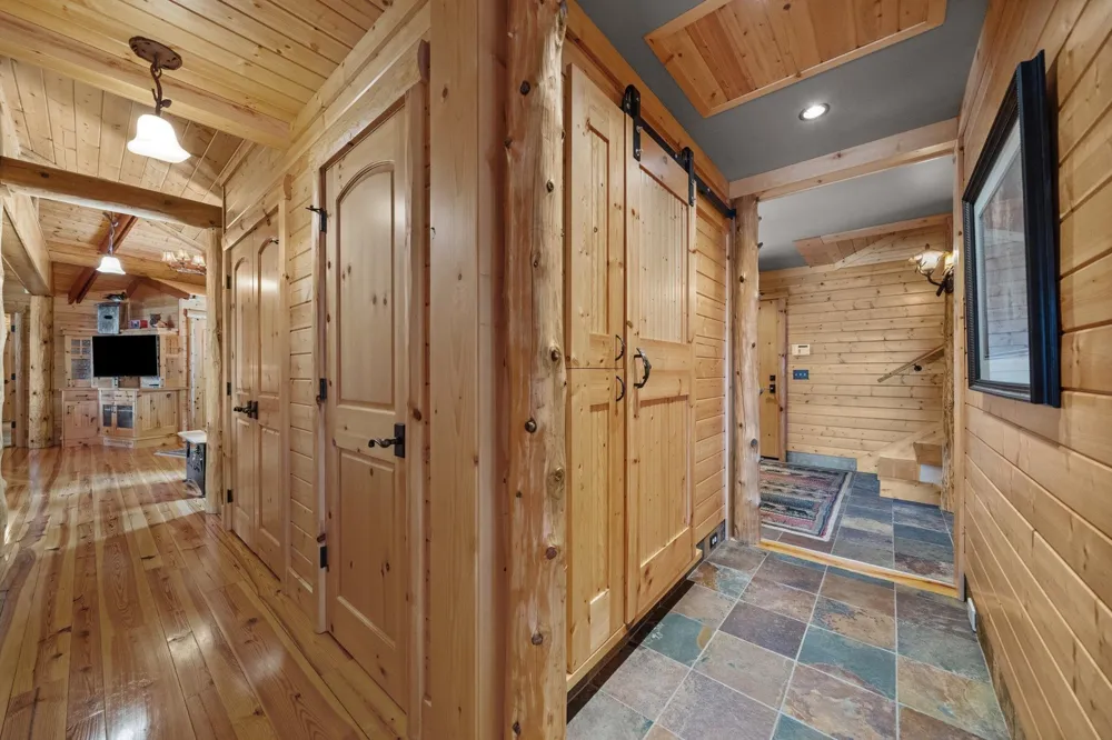 8739 Skegemog Point Road Whitewater Township, MI 49690