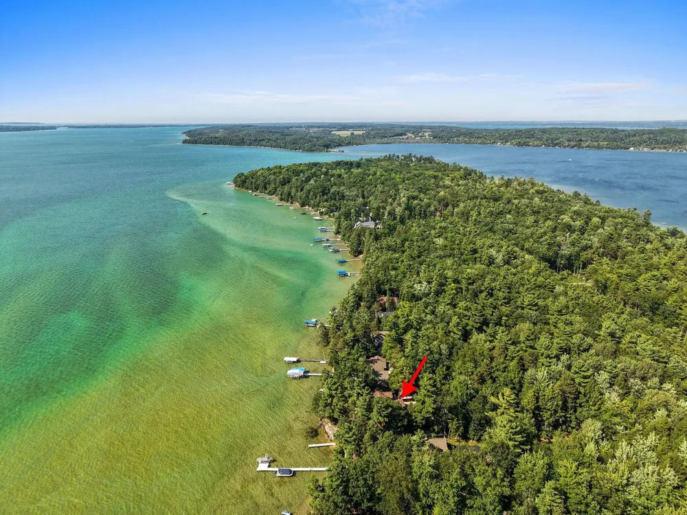 8739 Skegemog Point Road Whitewater Township, MI 49690
