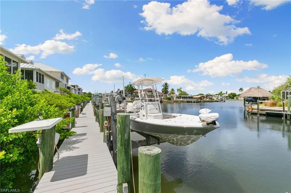 346 Angler Drive #1102 Goodland, FL 34140