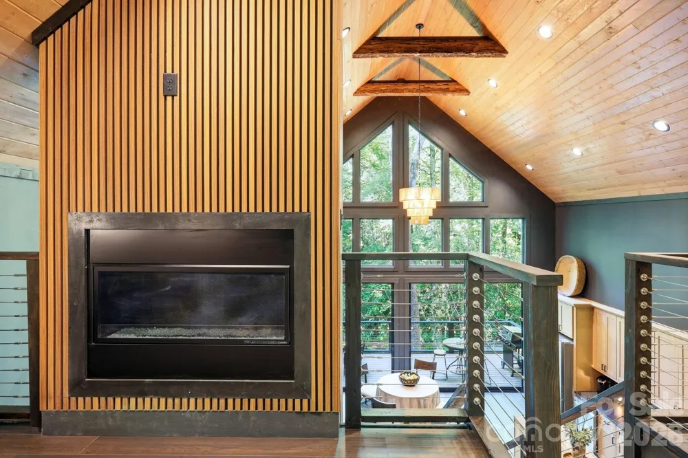 2272 Evans Road Hendersonville, NC 28739