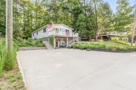 2144 E Lake Mitchell Drive