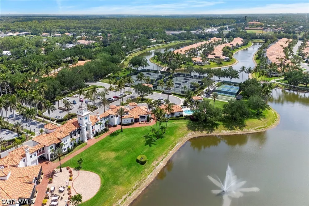Andorra Cr Naples, FL 34109