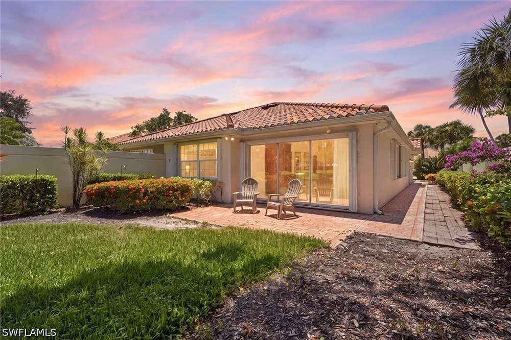 Andorra Cr Naples, FL 34109