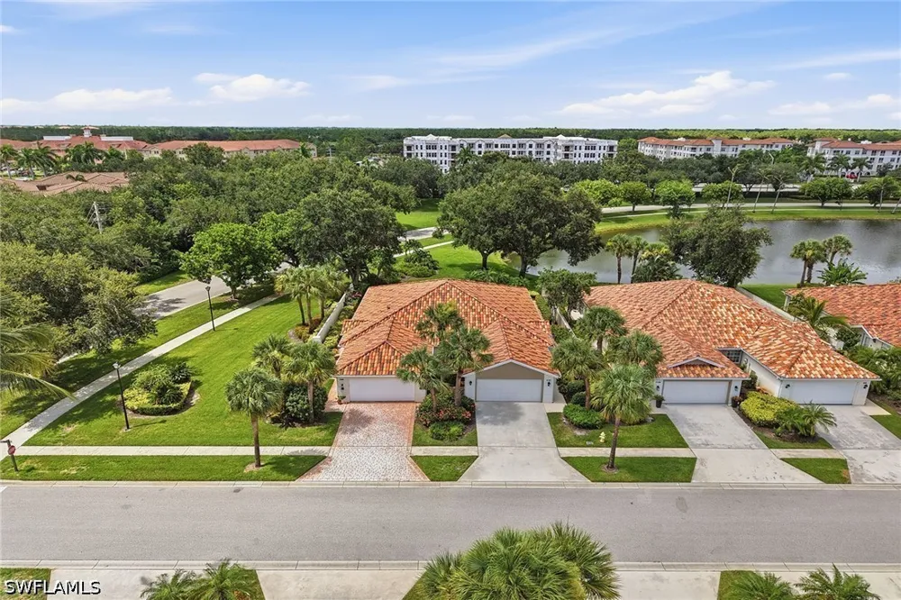 Andorra Cr Naples, FL 34109