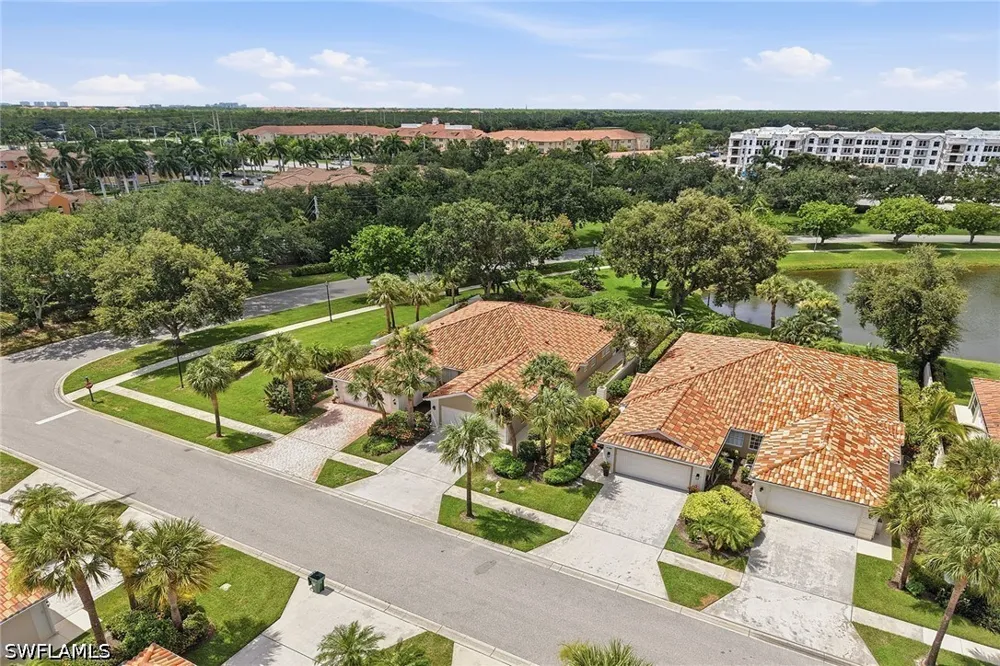 Andorra Cr Naples, FL 34109