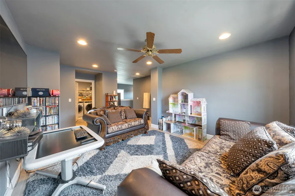 2131 186th Street Ct E Spanaway, WA 98387