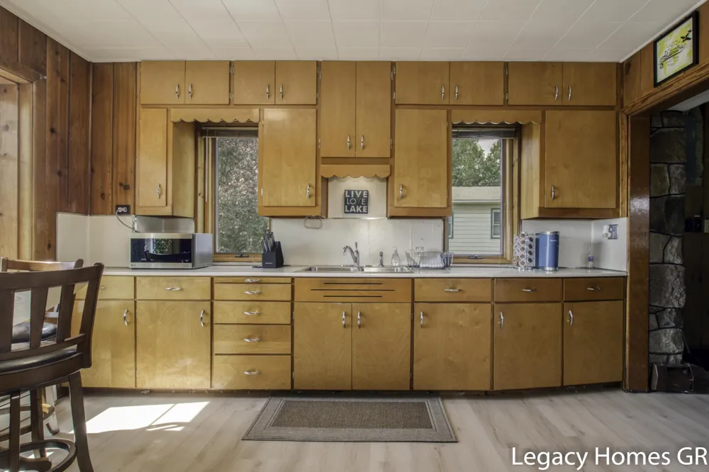 762 Parkwood Drive Belvidere Township, MI 48886
