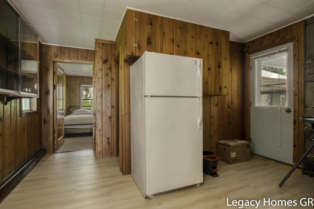 762 Parkwood Drive Belvidere Township, MI 48886