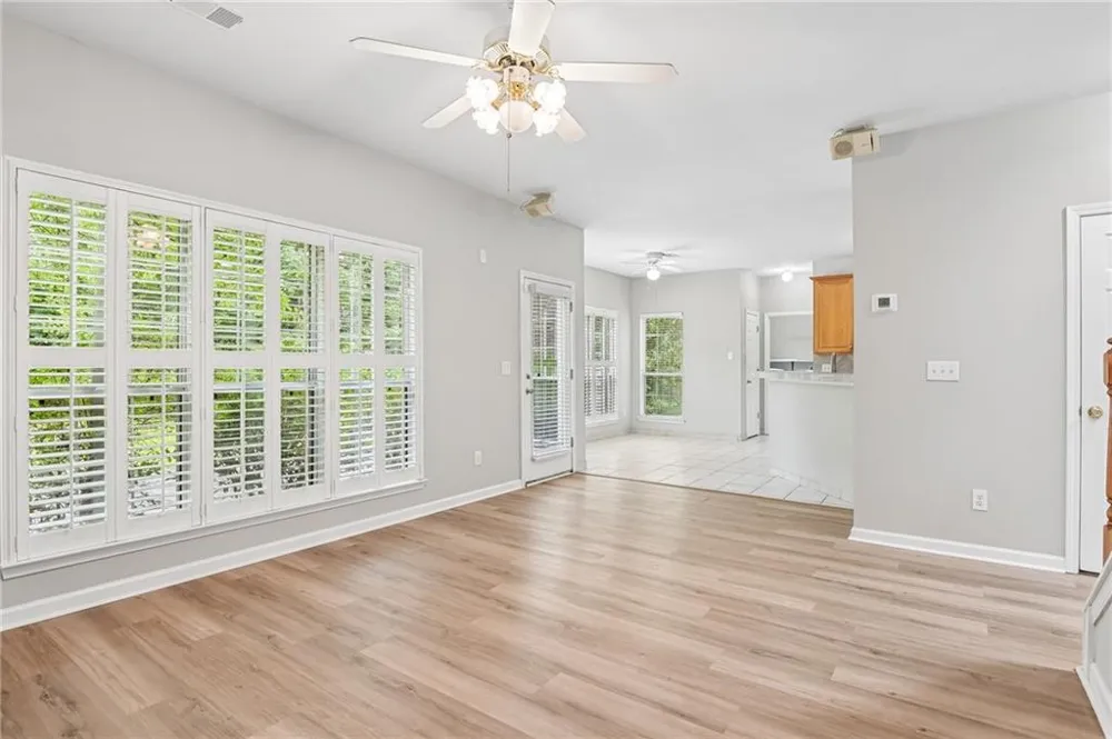 120 Heritage Court Fayetteville, GA 30214