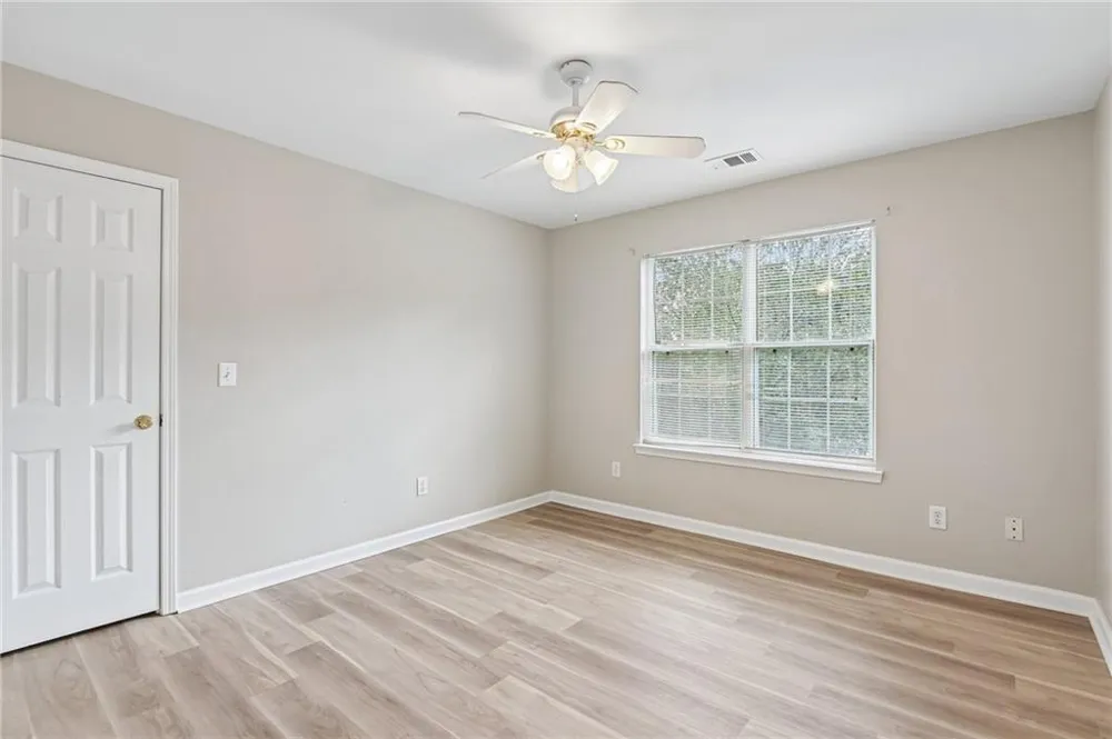 120 Heritage Court Fayetteville, GA 30214