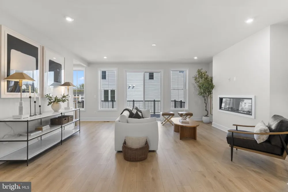 42231 SHINING STAR SQUARE #HOMESITE 4359 Ashburn, VA 20148