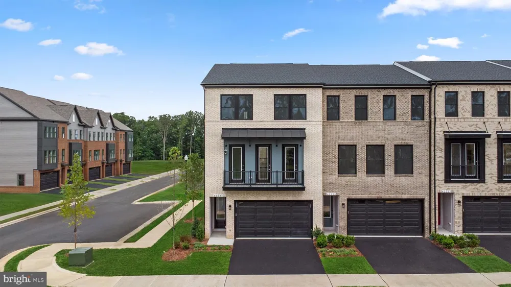 42231 SHINING STAR SQUARE #HOMESITE 4359 Ashburn, VA 20148