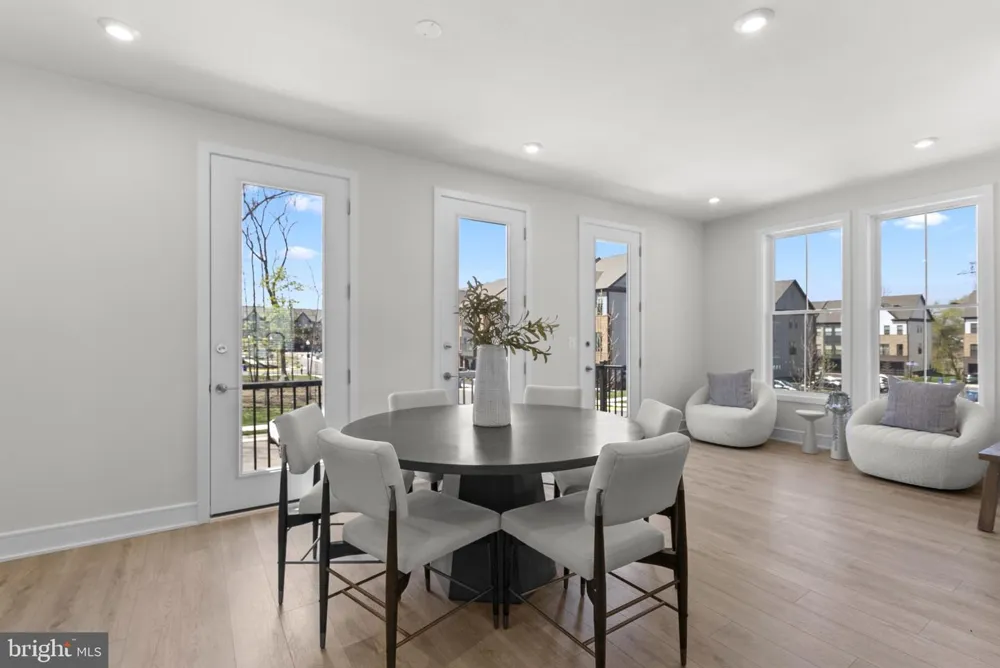 42231 SHINING STAR SQUARE #HOMESITE 4359 Ashburn, VA 20148