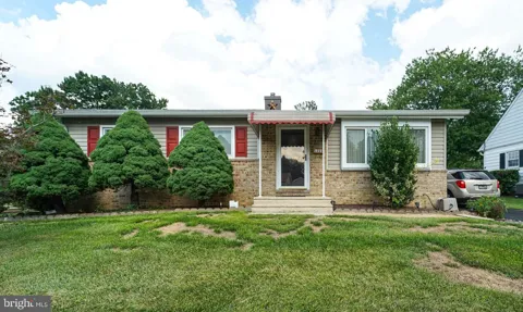 1223 BLACK FRIARS