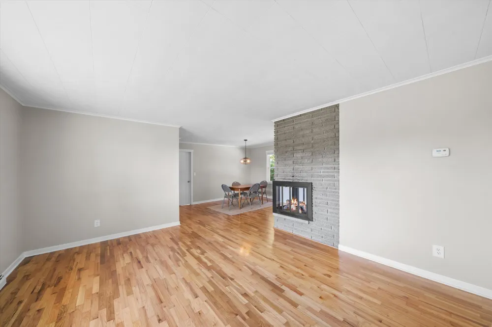 6737 Vreeland Road Ypsilanti, MI 48198