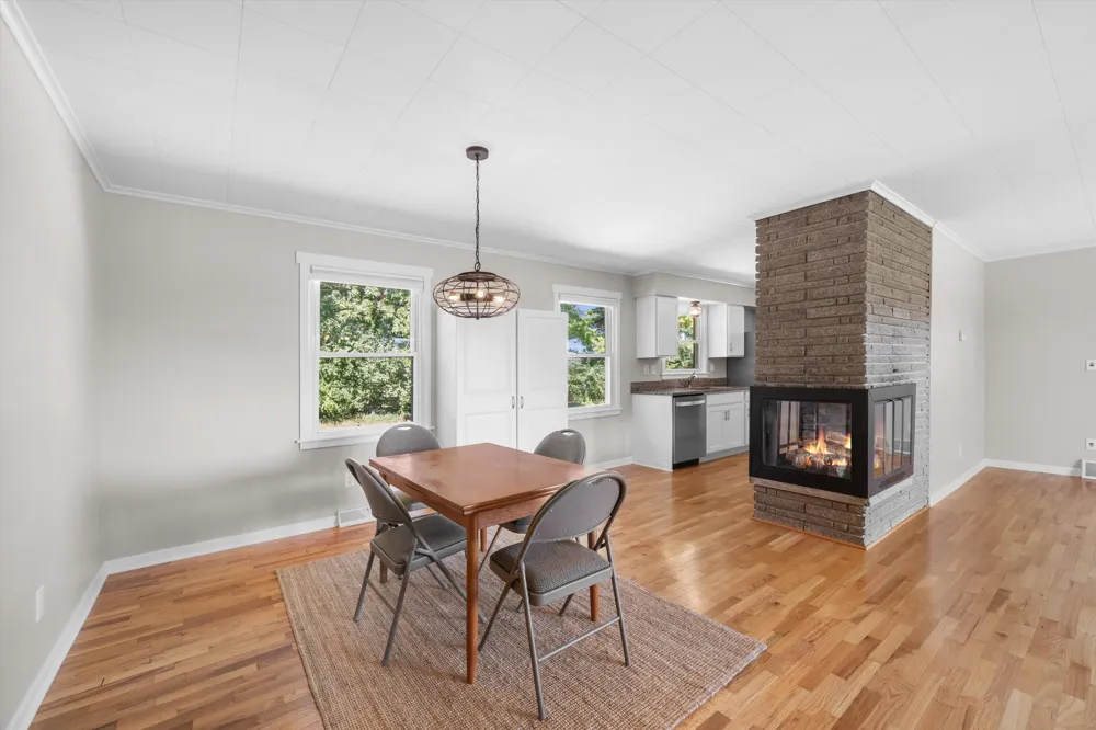 6737 Vreeland Road Ypsilanti, MI 48198