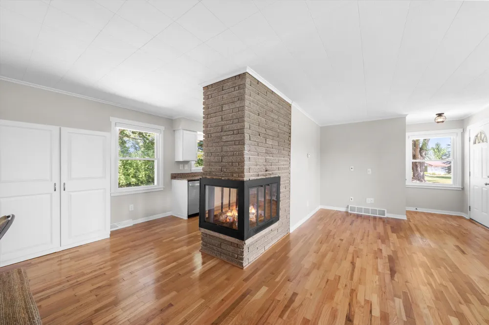 6737 Vreeland Road Ypsilanti, MI 48198