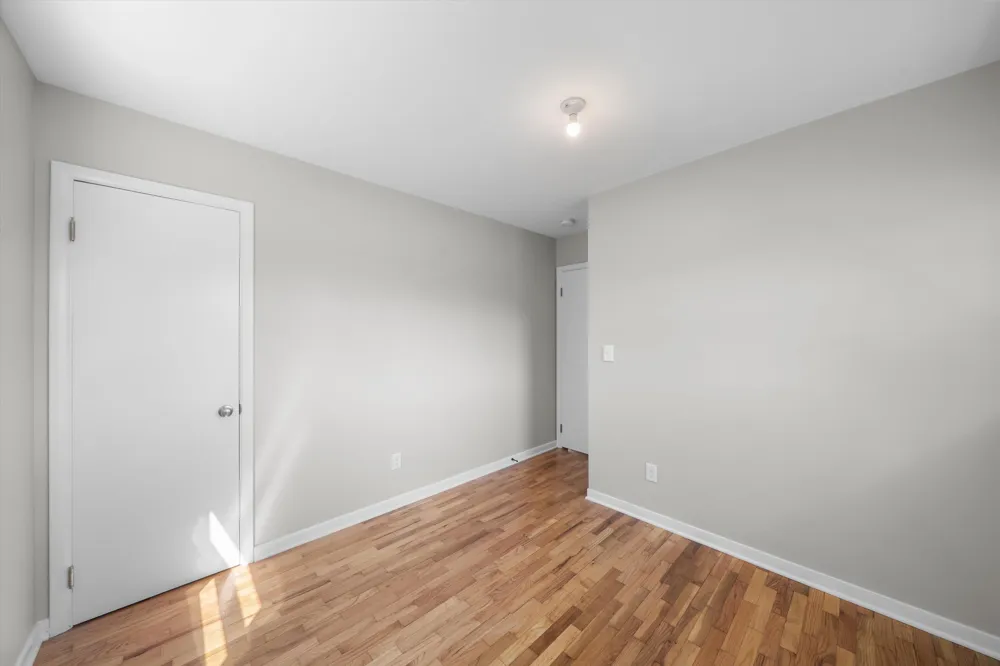 6737 Vreeland Road Ypsilanti, MI 48198