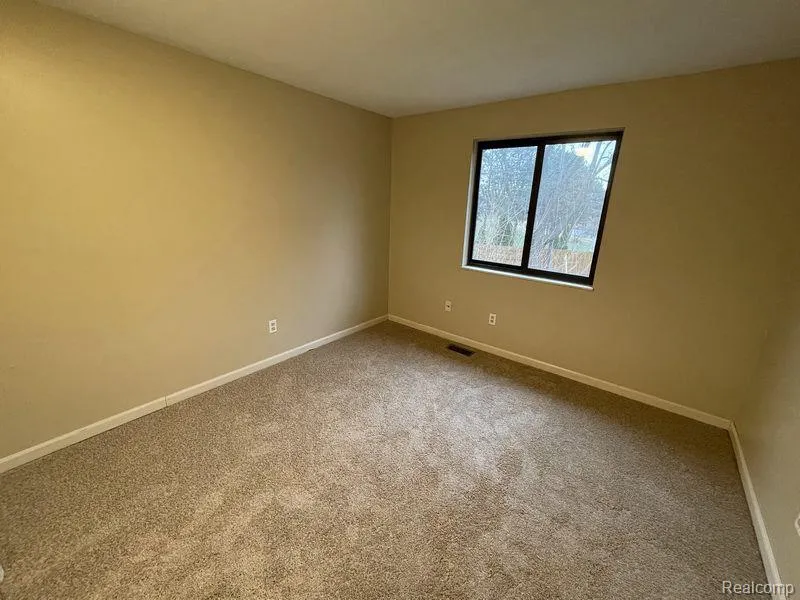 8484 PEPPER RIDGE DRIVE Grand Blanc Charter Township, MI 48439