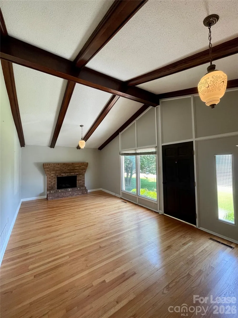 402 L STREET E Newton, NC 28658