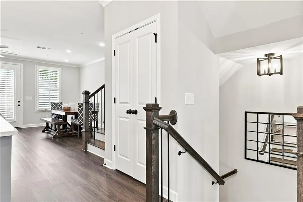 252 Retreat Lane Canton, GA 30114