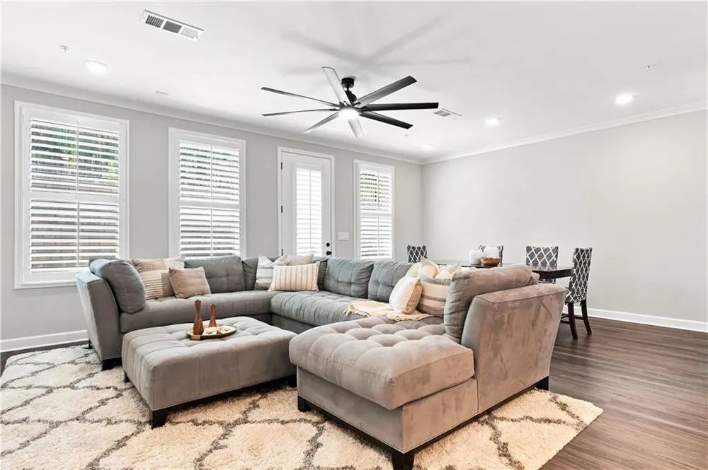 252 Retreat Lane Canton, GA 30114