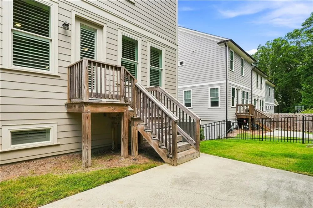 252 Retreat Lane Canton, GA 30114