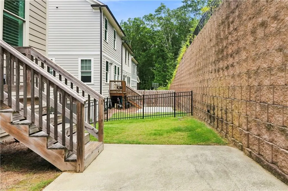 252 Retreat Lane Canton, GA 30114