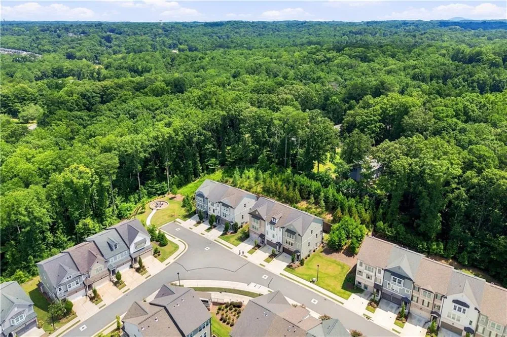 252 Retreat Lane Canton, GA 30114