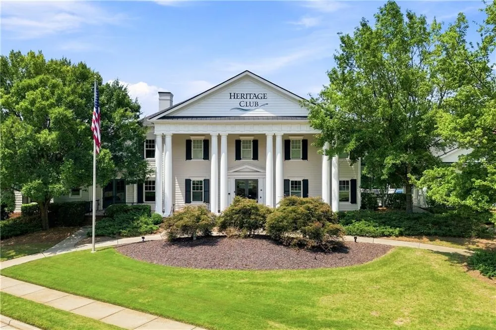252 Retreat Lane Canton, GA 30114