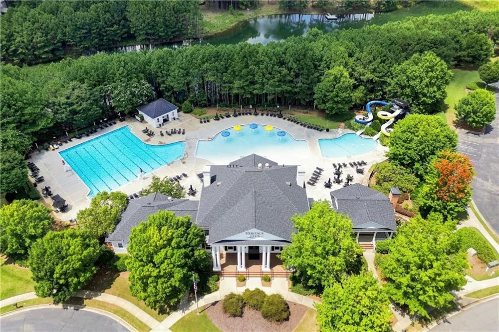252 Retreat Lane Canton, GA 30114