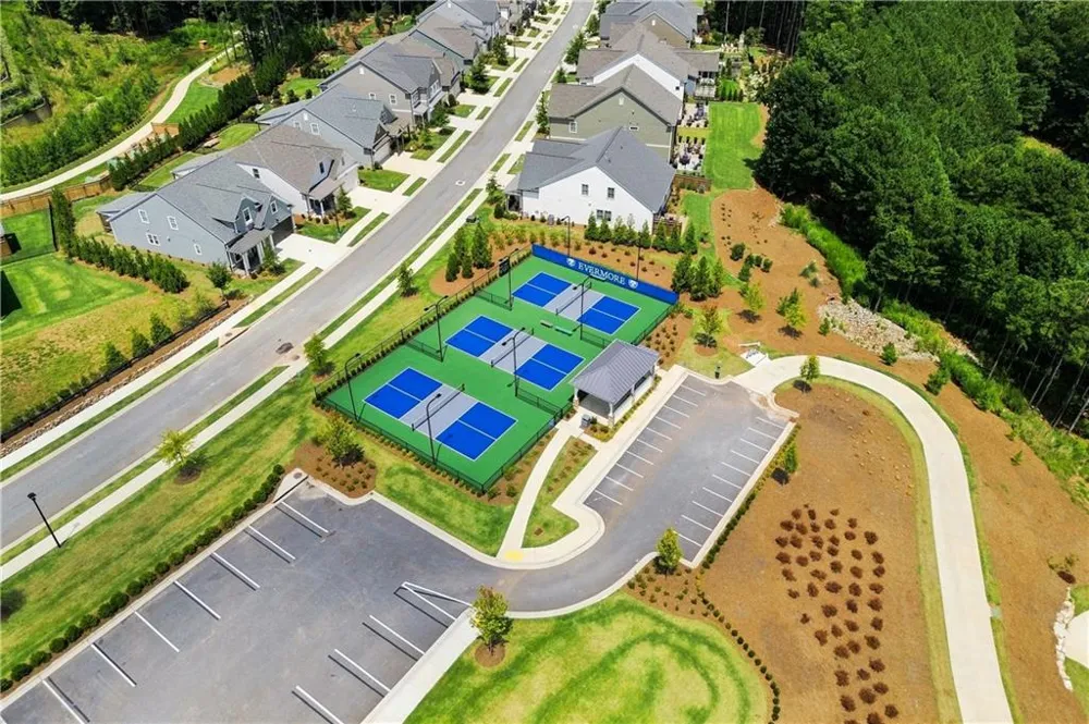252 Retreat Lane Canton, GA 30114