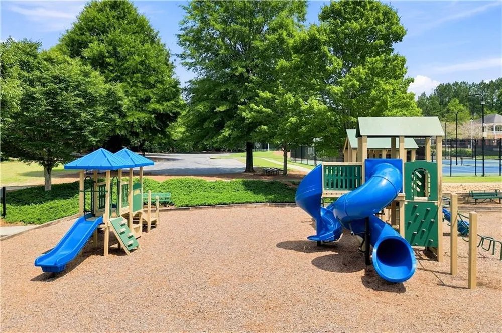 252 Retreat Lane Canton, GA 30114