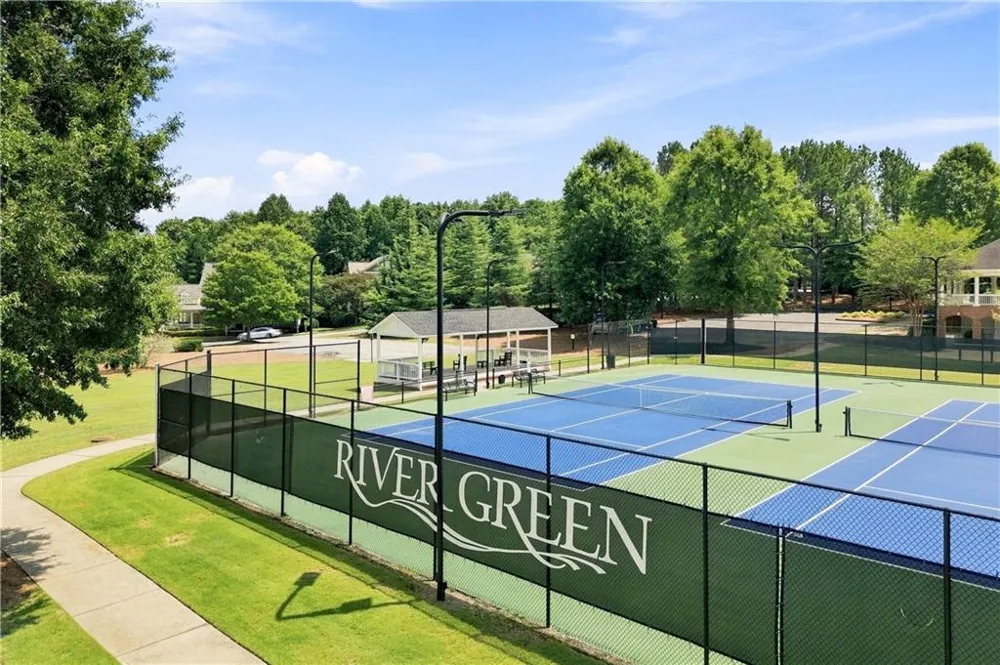 252 Retreat Lane Canton, GA 30114
