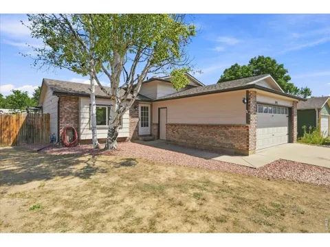 343 Hawthorn Drive
