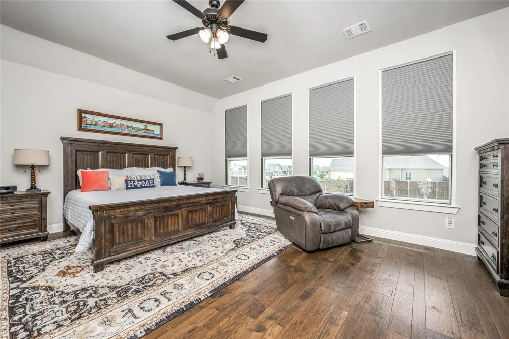 7018 New Castle Lane Sanger, TX 76266