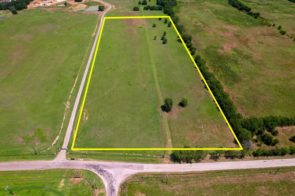 60 Ribbonwood Trail Collinsville, TX 76233