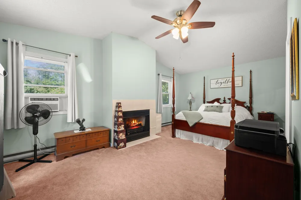 1864 Greenly Avenue Benton Harbor, MI 49022