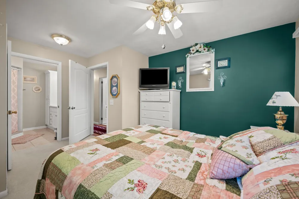 1864 Greenly Avenue Benton Harbor, MI 49022