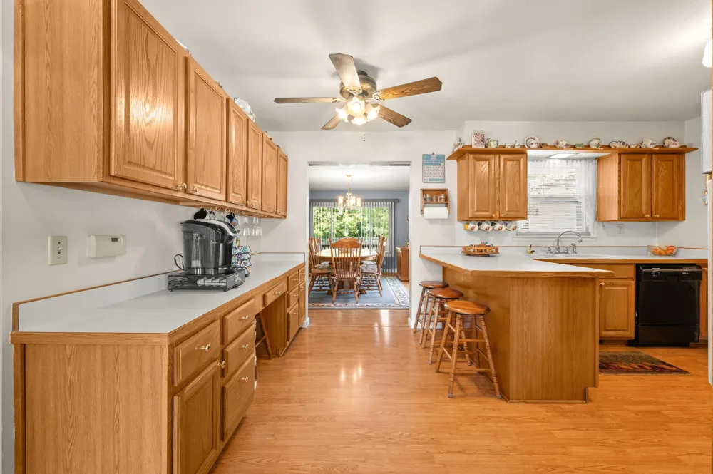 1864 Greenly Avenue Benton Harbor, MI 49022
