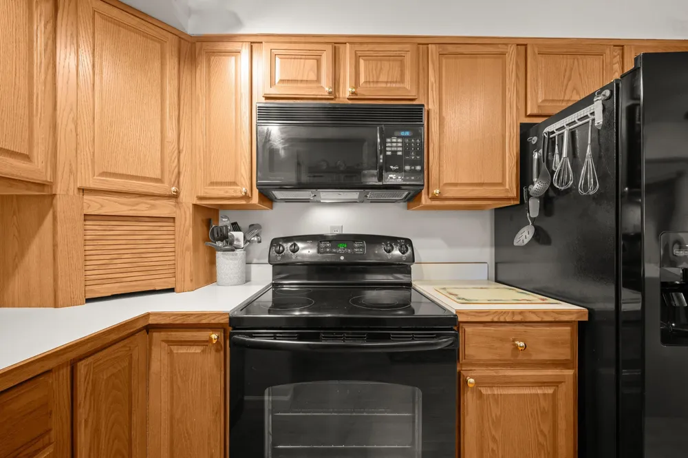 1864 Greenly Avenue Benton Harbor, MI 49022